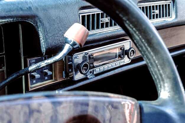 Choosing the Right Upholstery Materials for Classic Cars